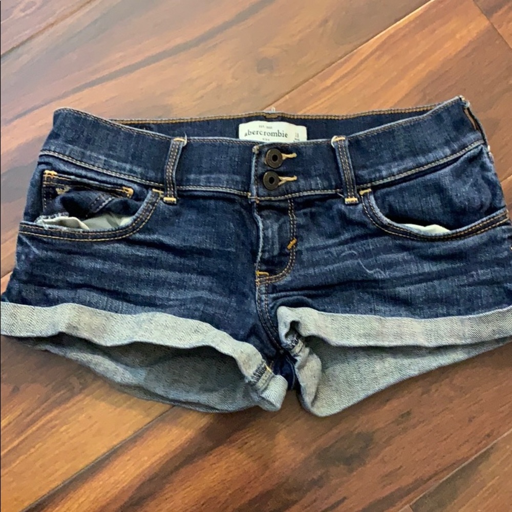 Low rise Abercrombie jeans shorts
